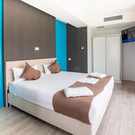 Miramare Residence Aparthotel Navodari Bagian luar foto