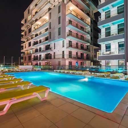 Miramare Residence Aparthotel Navodari Bagian luar foto