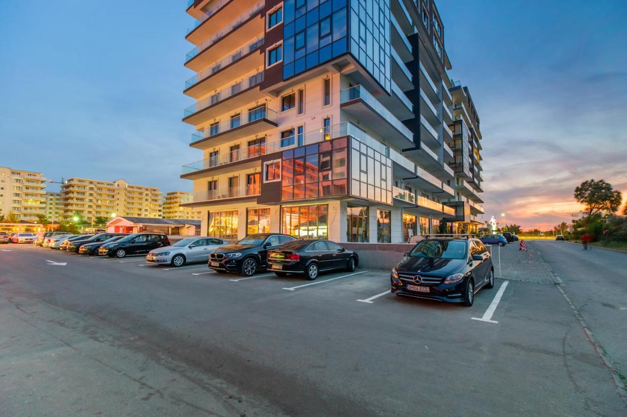 Miramare Residence Aparthotel Navodari Bagian luar foto