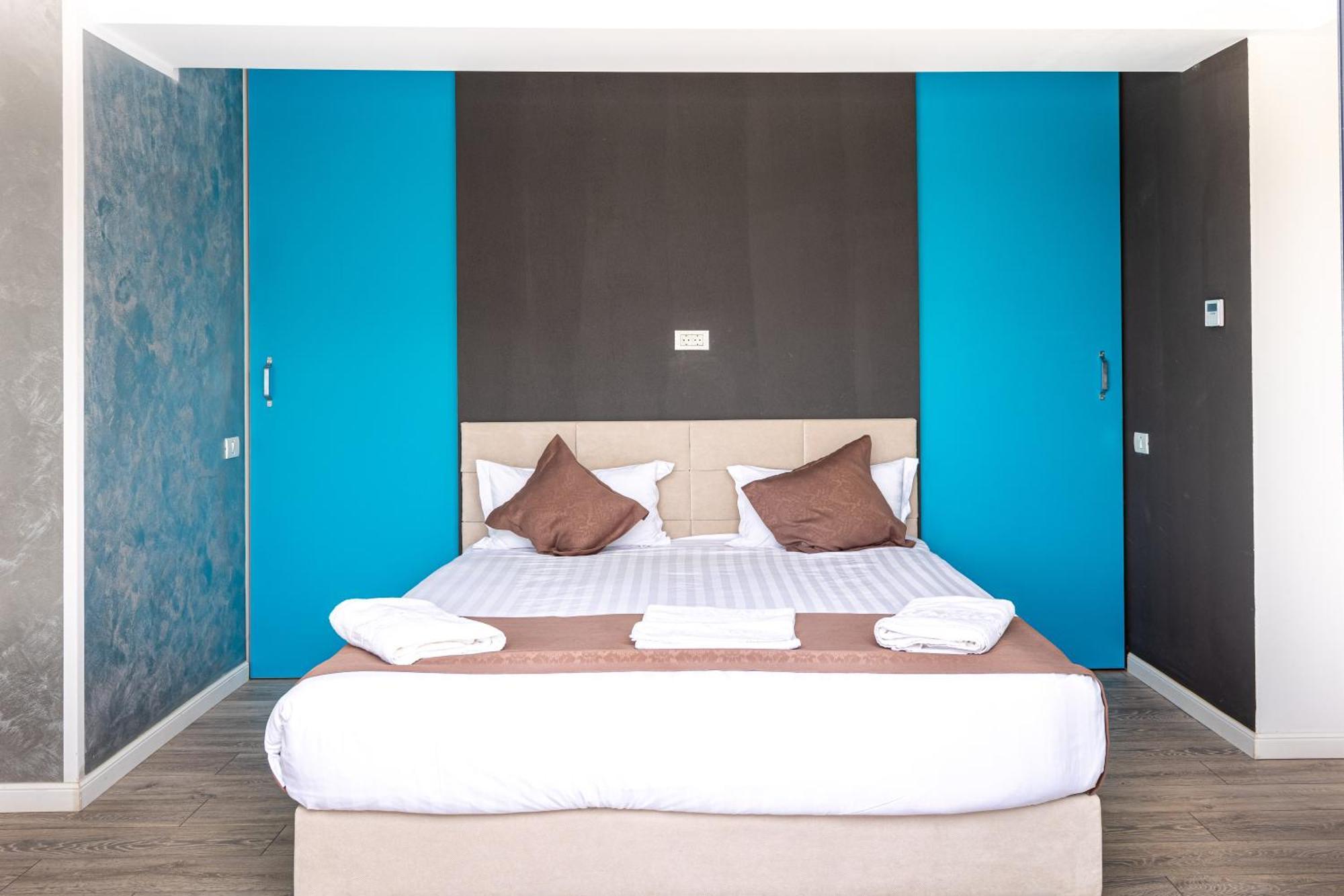 Miramare Residence Aparthotel Navodari Bagian luar foto
