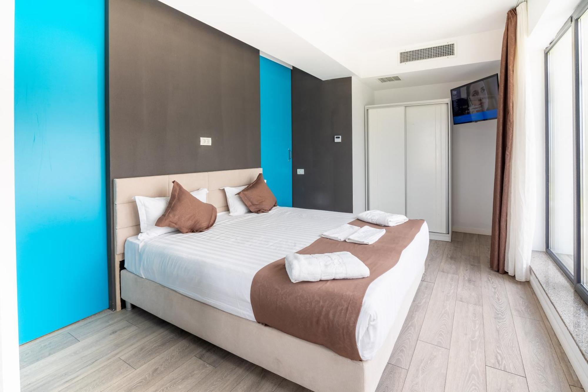 Miramare Residence Aparthotel Navodari Bagian luar foto
