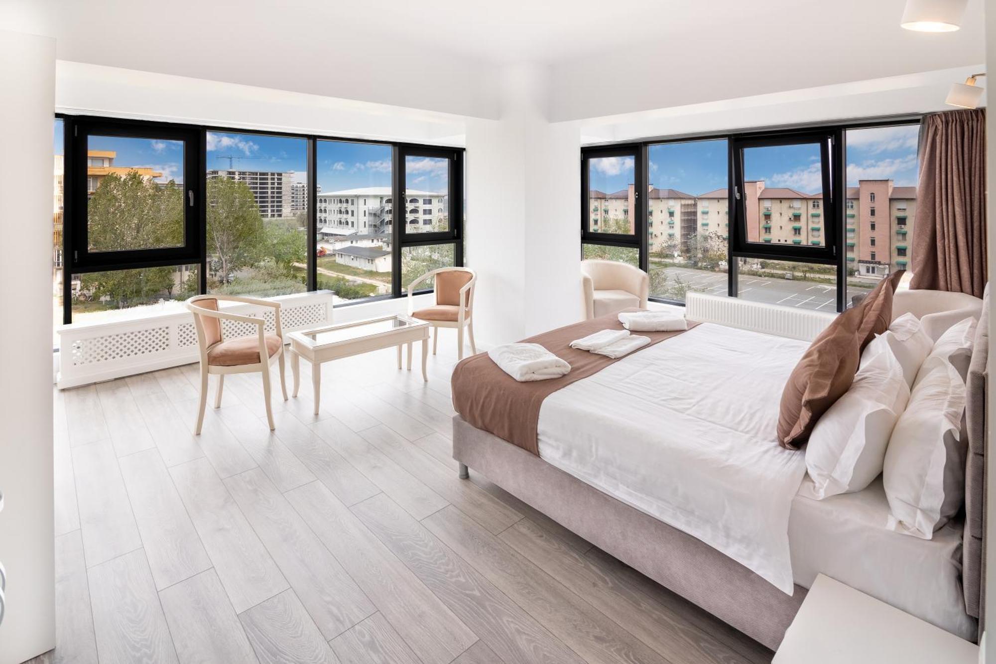 Miramare Residence Aparthotel Navodari Bagian luar foto