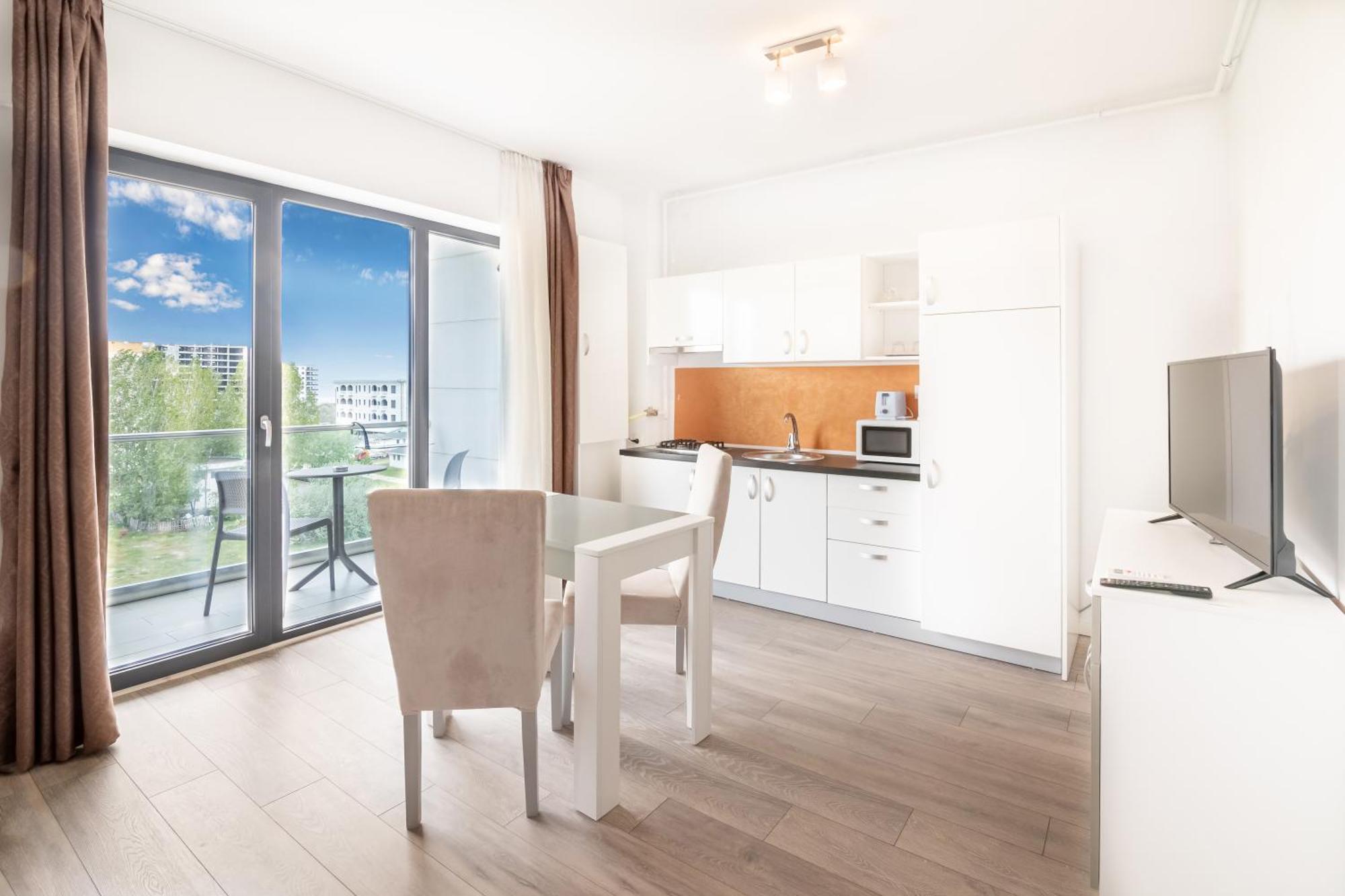 Miramare Residence Aparthotel Navodari Bagian luar foto